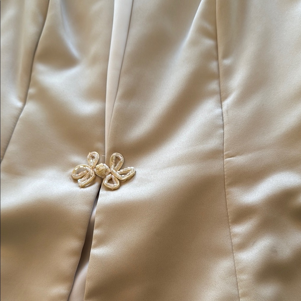Strapless Cream and Gold Dress with Elegant Design